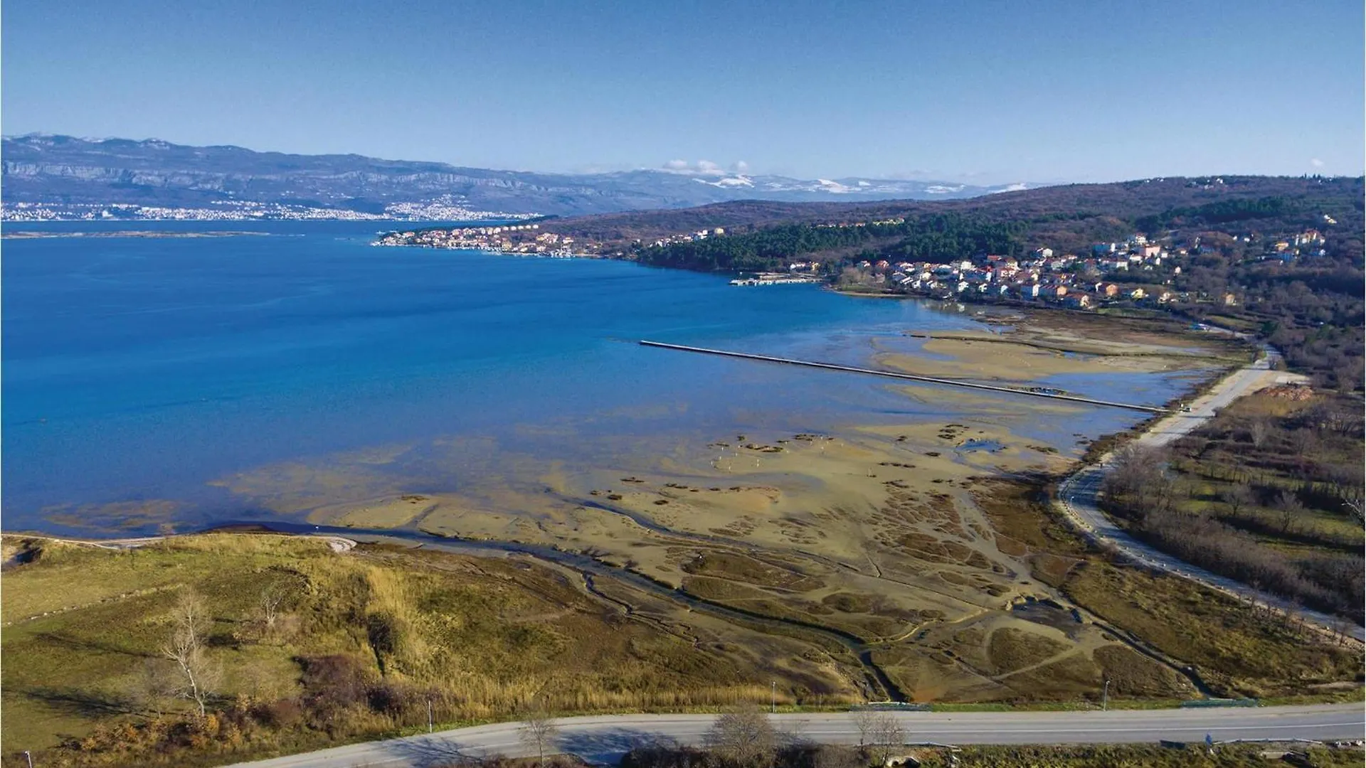 Beautiful Apartment In Cizici With Wifi 0*,  Croatia