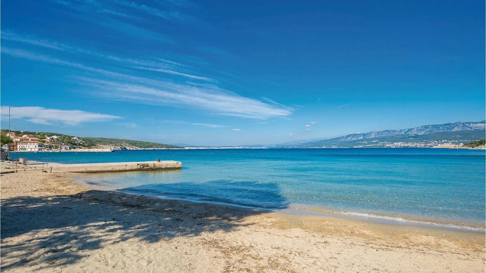Beautiful Apartment In Cizici With Wifi 0*,